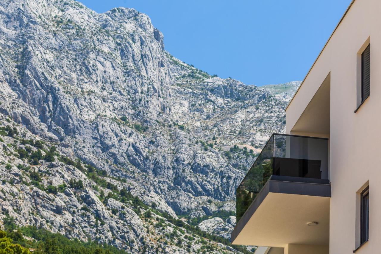 Luxury 2 Bedroom Apartment With Sea View Baška Voda Exterior foto